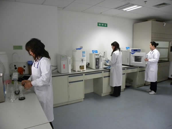 医疗检测实验室.jpg